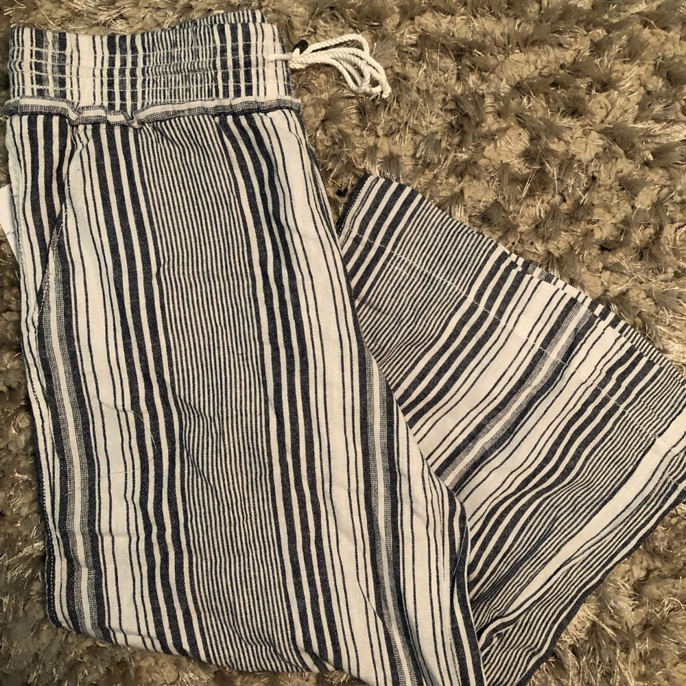 Cropped Pants